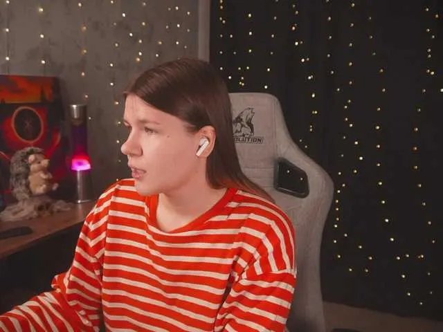 cutesoneckaaa on BongaCams