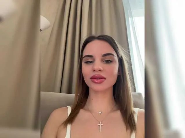 LedyMiya on BongaCams