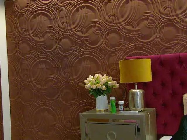 RoxanneJoy on BongaCams