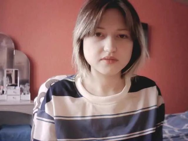 SnowWhiteNika — GOAL: take off top