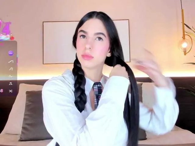 SolAvelar on BongaCams