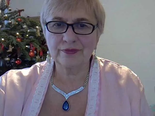 SweetCherry00 on BongaCams