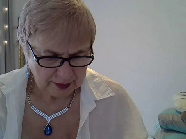 SweetCherry00 on BongaCams