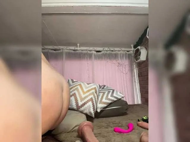 SweetMammy-1 on BongaCams