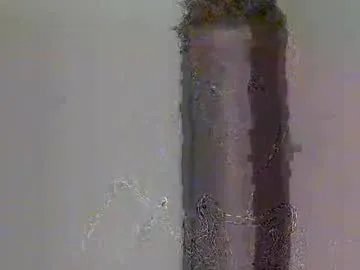 2small4you83 on Chaturbate