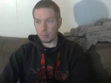 2small4you83 on Chaturbate