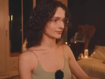 _arta_ on Chaturbate