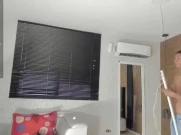 _erick_j on Chaturbate