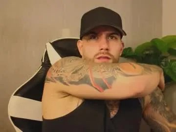 ades_lowe on Chaturbate