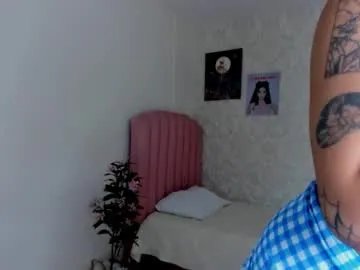 adria_ross on Chaturbate