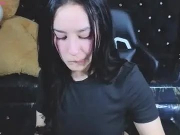 aleja05_b on Chaturbate