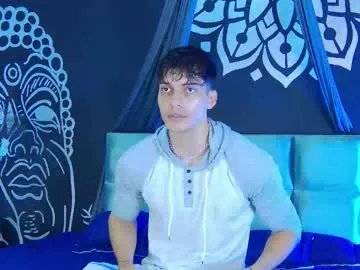 alessiovitale on Chaturbate