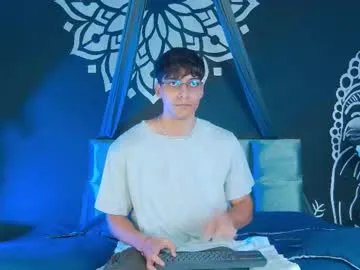 alessiovitale on Chaturbate