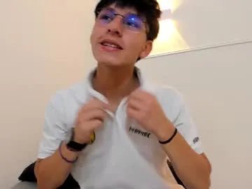 alexander_collinss on Chaturbate