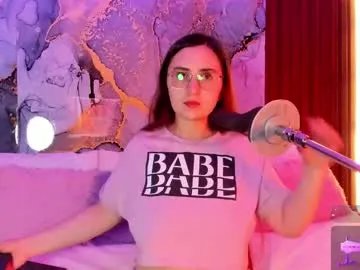 alice_cute77 on Chaturbate