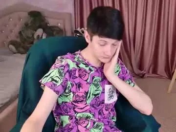 allert_ on Chaturbate