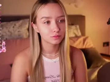 alodiaacomb on Chaturbate