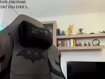 alphaboyfun on Chaturbate