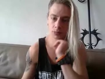 altboy010 on Chaturbate