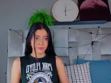 amypalmmer — GOAL: Show feet, in close-up oil show [125 tokens remaining] NEW SENSATIONS  Feetfeetish, Footjob, Cumshow, Playfingers.. come here  #anal #saliva #submissive #skinny #feet