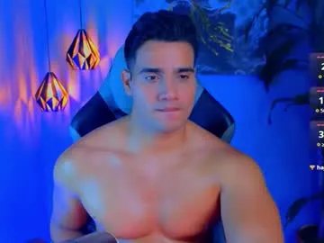 andresfiit on Chaturbate