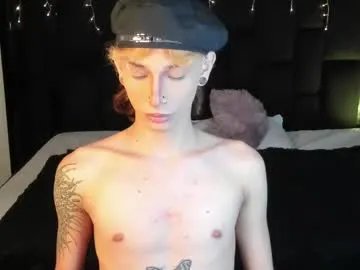 andywiills on Chaturbate