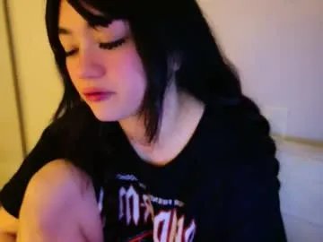 annatigarr — meow #bigboobs #smalltits