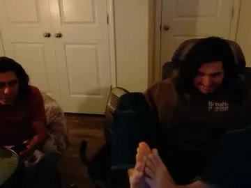 apachewithawebcam on Chaturbate