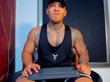 aquiles_elpapi on Chaturbate