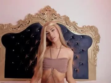 ari_sunshine on Chaturbate