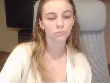 ariacreazy on Chaturbate