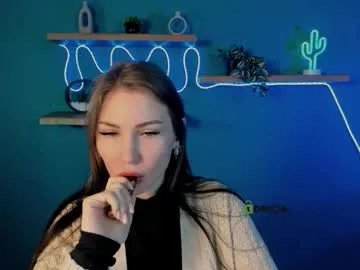 ariel_shadow on Chaturbate