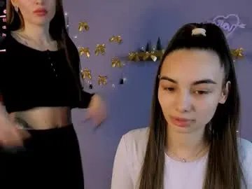 ariel_shadow on Chaturbate