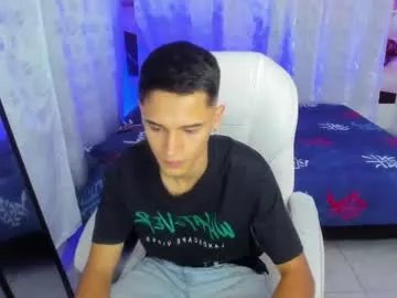 aron_boyy on Chaturbate