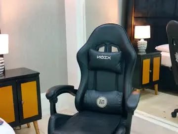 ashleygingerr on Chaturbate