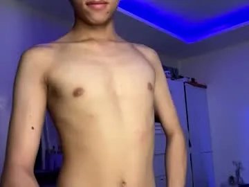 aus_thin02 on Chaturbate