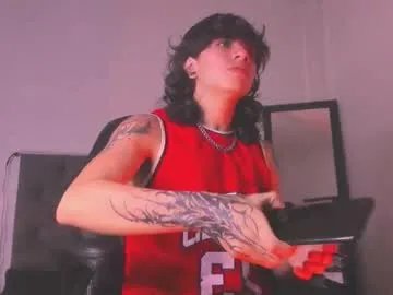 axellkush on Chaturbate