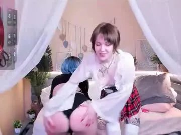 bad_julia — GOAL: show boods 5 min [245 tokens remaining] Fav vibe 152530 #18 #squirt #redhead #skinny #smalltits