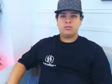 bennett_alejoo on Chaturbate