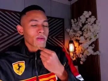 bento_fox on Chaturbate