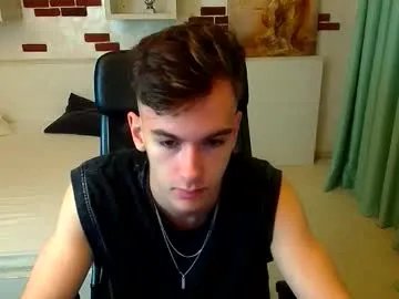 bradyflint on Chaturbate