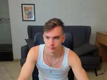bradyflint on Chaturbate