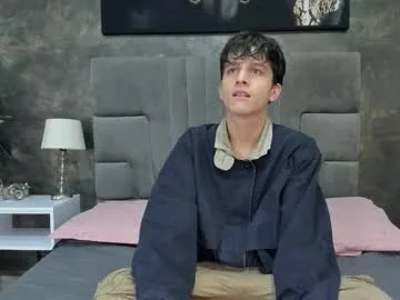 bruce_hans on Chaturbate