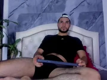 bry_dalton on Chaturbate