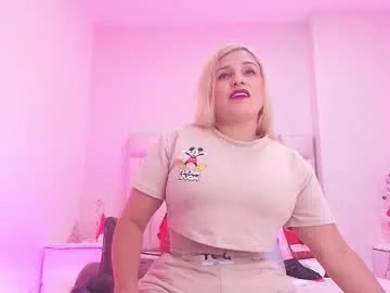 c_fox_ on Chaturbate