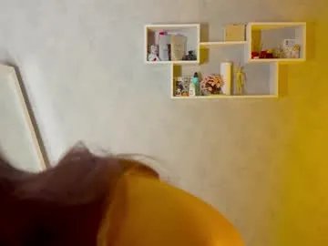 camienevius on Chaturbate