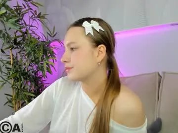 candy_cansew — GOAL: stand up pls [1 tokens remaining] Welcome to my room! #smalltits #young #nonude #shy #18