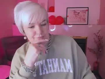 carmensoft — Make me smile with your attention  #nonude #pantyhose #mature #milf #natural [554 tokens remaining]