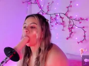 centaurigirls on Chaturbate