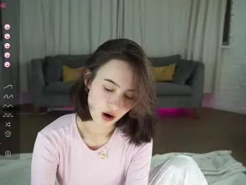 chee_cha on Chaturbate